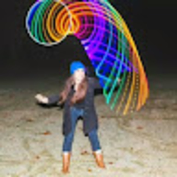 Meet your Posher, P - Picture 1 of 1